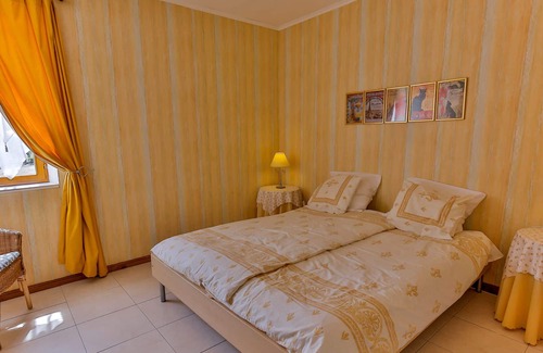 Degagnac Casa | 3 casas de vacaciones de lujo con piscina en Dordoña / Lot en una pequeña finca