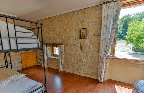 Degagnac Casa | 3 casas de vacaciones de lujo con piscina en una pequeña finca en Dordoña / Lot