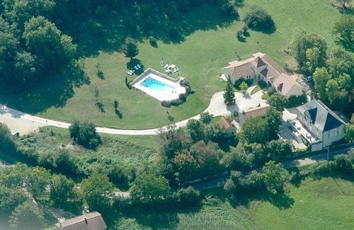 Degagnac Casa | 3 casas de vacaciones de lujo con piscina en una pequeña finca en Dordoña / Lot