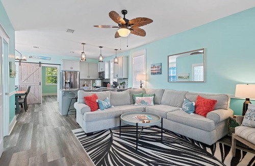 Port St. Joe Cabaña | 3 Master Bedrooms, + 1/2 bath, 2 Pools, Hot Tub, Screened Porches w/Swings