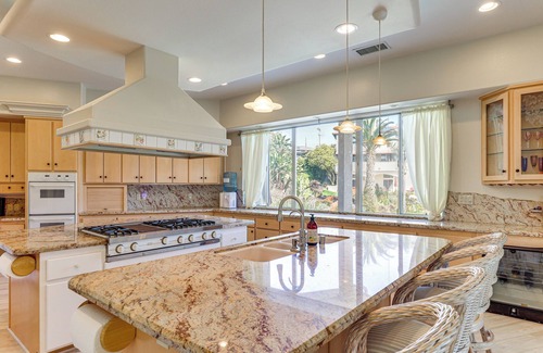 Fire Mountain Casa | 3 Mi to Beach: Central & Elegant Home in Oceanside