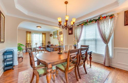 Fort Mill Casa | 3 Mi to Carowinds Retreat with On-Site Fishing