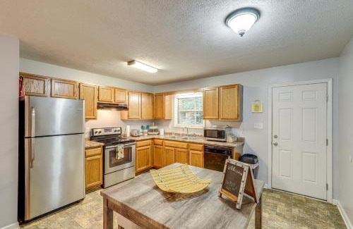 Morristown Casa | 3 Mi to Cherokee Reservoir Blue Haven Bungalow