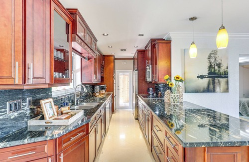 Deerfield Beach Cabaña | 3 Mi to Deerfield Beach! Home w/ Poolside Oasis!