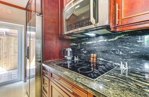 Deerfield Beach Cabaña | 3 Mi to Deerfield Beach! Home w/ Poolside Oasis!