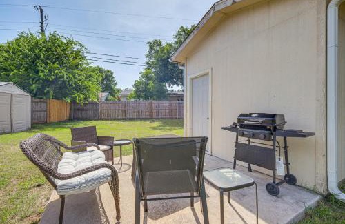 Euless Casa | 3 Mi to DFW Pet-Friendly Euless Home
