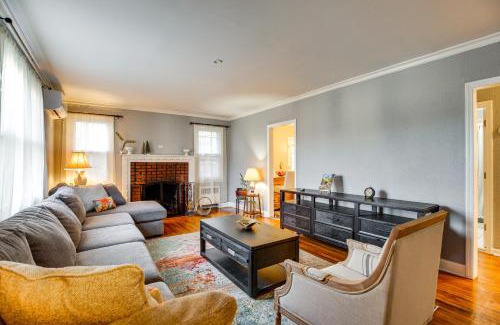 White Plains Casa | 3 Mi to Downtown Spacious White Plains Home