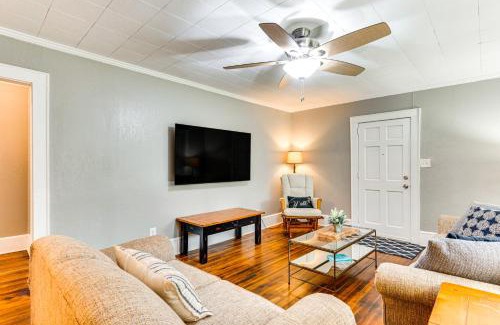 Forest City Casa | 3 Mi to Dtwn and Holiday Events! Forest City Retreat