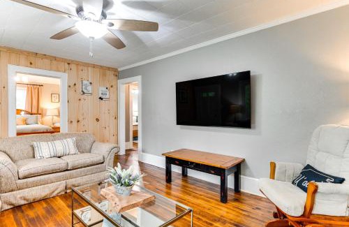 Forest City Casa | 3 Mi to Dtwn and Holiday Events! Forest City Retreat