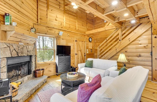 Screamer Mountain Casa | 3 Mi to Dtwn Clayton Cabin with Trail Access!