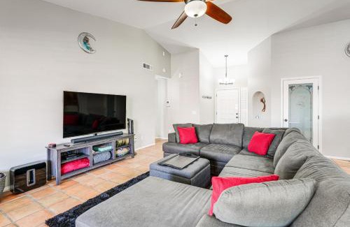 Templeton Manor Casa | 3 Mi to Dtwn Home with Heated Pool in Gilbert