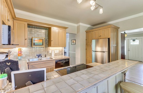 Central Oklahoma City Casa | 3 Mi to Dtwn OKC: Pet-Friendly Paseo Gem!