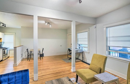 Tremont Apartamento | 3 Mi to Dtwn: Walkable Apt in Cleveland!