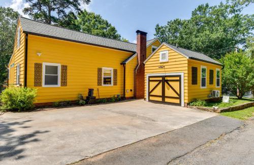 Winston - Salem Apartamento | 3 Mi to Dtwn Winston-Salem Studio on Miller Park!