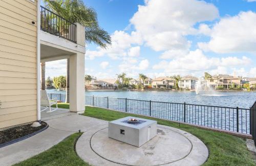 Tracy Casa | 3 Mi to Main St Tracy Homey Retreat with Game Room!