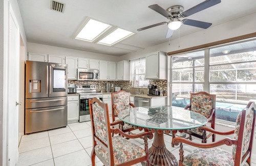 Boyette Casa | 3 Mi to Marina: Riverview Family Home w/ Lanai!