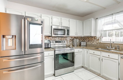 Boyette Casa | 3 Mi to Marina: Riverview Family Home w/ Lanai!