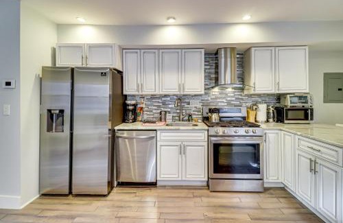 Trinidad Apartamento | 3 Mi to National Mall DC Apt with Fenced Yard