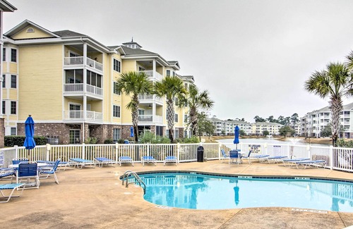 Central Myrtle Beach Apartamento | 3 Mi to Ocean: Myrtle Beach Condo w/ Pool Access!