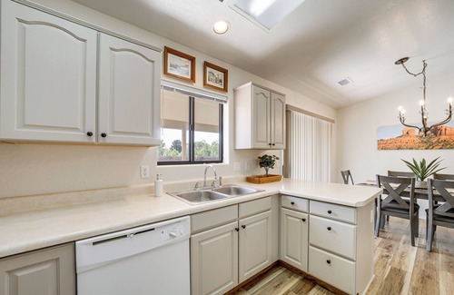 Cottonwood-Verde Village Casa | 3 Mi to Old Town Cottonwood: Quiet Home w/ Patio