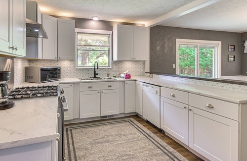 Norman Casa | 3 Mi to OU Campus: Norman Home w/Sleek Interior!
