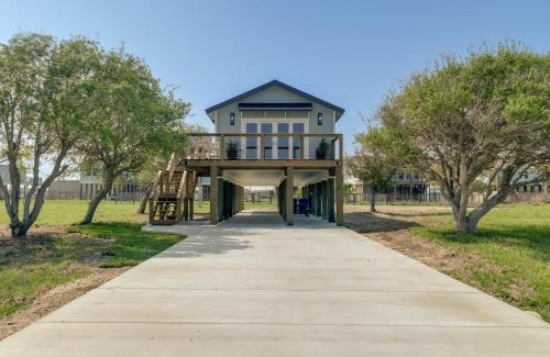 Rockport Casa | 3 Mi to Rockport Beach Home Near Aransas Bay