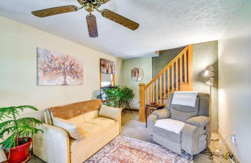 Waterloo Apartamento | 3 Mi to Seneca Lake Couples Apt with River Access