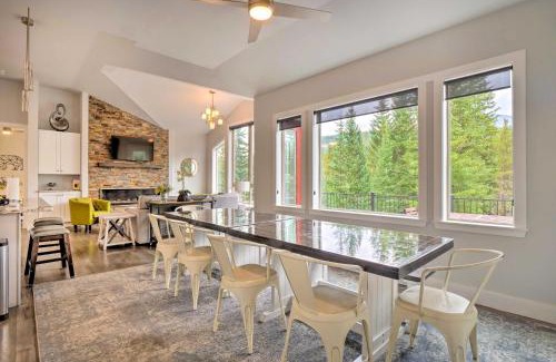 Crown Casa | 3 Mi to Ski Resort Modern Breck Home with Hot Tub!