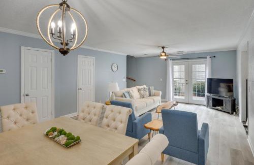Saint Simons Island Apartamento | 3 Mi to St Simons Beach Gem with Pool Access and Deck