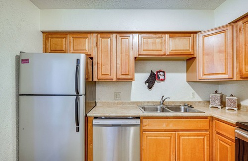 Tucson Apartamento | 3 Mi to Tucson Medical Center: Studio Apt w/Patio