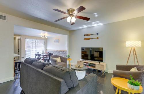 Gainesville Casa | 3 Mi to UF Townhome with Patio in Gainesville!
