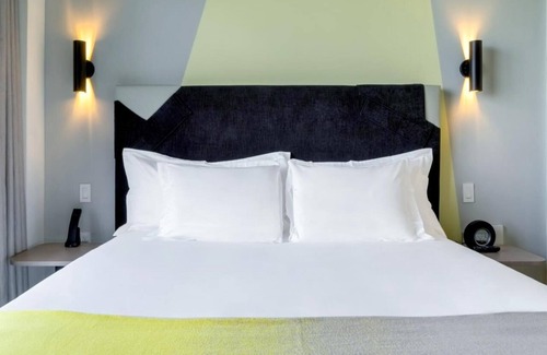 Midtown Hotel | 3 Midtown Miami Modern Suite with City View and Pool, Fitness, Deck Tennis Court