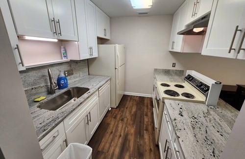 Tallahassee Apartamento | 3 miles to FSU-Midtown Luxe-Comfy High end beds
