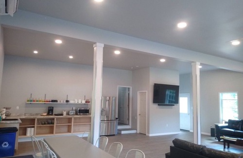 Fly Creek Casa | 3 min. to DreamsPark & 21 min. to CASV, 33 ft. Long Heated Pool, Fun, & Private