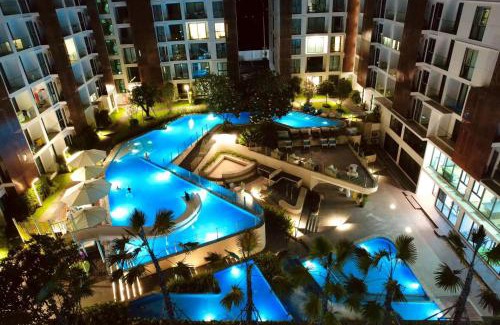 San Sai Casa | 3 Min Walk to Central Festival, Infinity Pool, 1 bedroom 1 bathroom