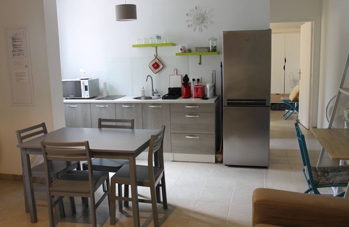 Porticcio Apartamento | 3 minutes from the seaside and shops. Apartment with garden on the ground floor of the villa.