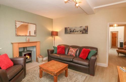 Monyash Casa | 3 Old Hall Cottages
