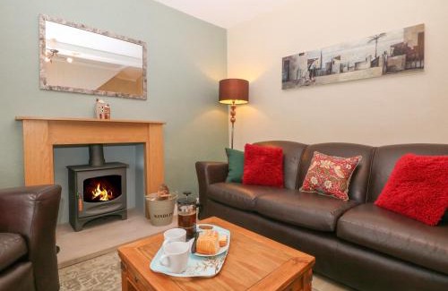 Monyash Casa | 3 Old Hall Cottages
