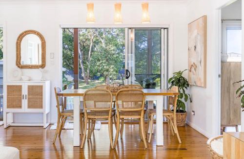 Callala Beach Casa | 3 Pillars - Pet Friendly - 4 Mins Walk to Beach