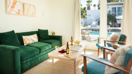 Tahquitz River Estates Casa | 3 Private Rooms At The Wesley Hotel Perfect for Group Stays
