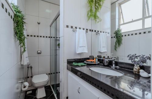 Belo Horizonte Apartamento | 3 Quartos, Perto do metrô, vaga |Brazilian Corner