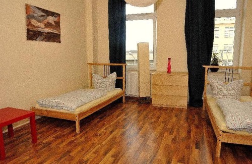 Innere Neustadt Apartamento | 3-Raum-Fewo-Dresden-Zentrum-Balkon-Blick-auf-Altstadt-L10