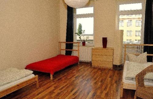 Innere Neustadt Apartamento | 3-Raum-Fewo-Dresden-Zentrum-Balkon-Blick-auf-Altstadt-L10
