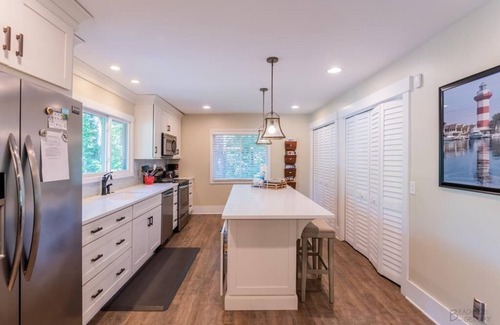Lawton Woods Casa | 3 Rice Lane - 3 Bedroom Updated Sea Pines Home | 12 min walk to the beach
