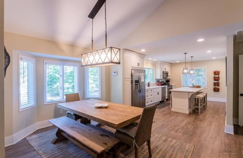 Lawton Woods Casa | 3 Rice Lane - 3 Bedroom Updated Sea Pines Home | 12 min walk to the beach