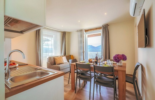 Cannero Riviera Apartamento | 3-room apartment with balcony and two bathrooms