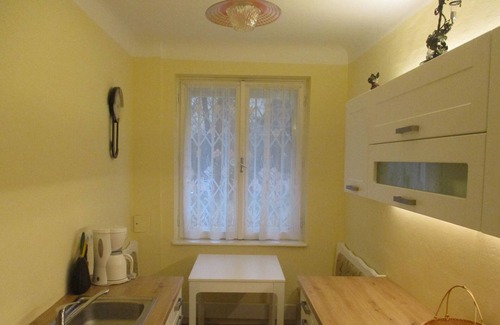 Hietzing Apartamento | Apartamento de 3 habitaciones con conexión subterránea cerca del parque del palacio de Schönbrunn