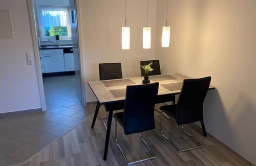 Gaertringen Apartamento | 3 room apartment for 4, large roof terrace, garage, 76 m²