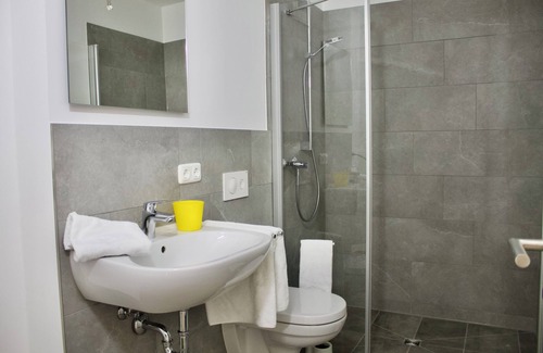 Kelheim Apartamento | 3 room apartment with up to 6 single beds, fully furnished in Regensburg/Kelheim