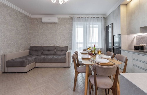 Pervomaysky District Apartamento | 3-room apt with view of National Library